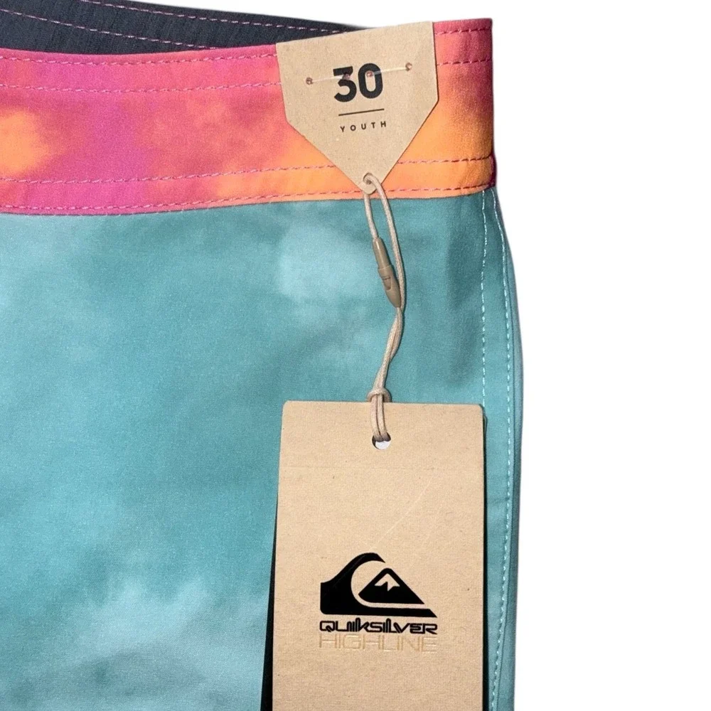 Quicksilver Highline Boys 30 16 Unlined Board‎ Shorts NWT